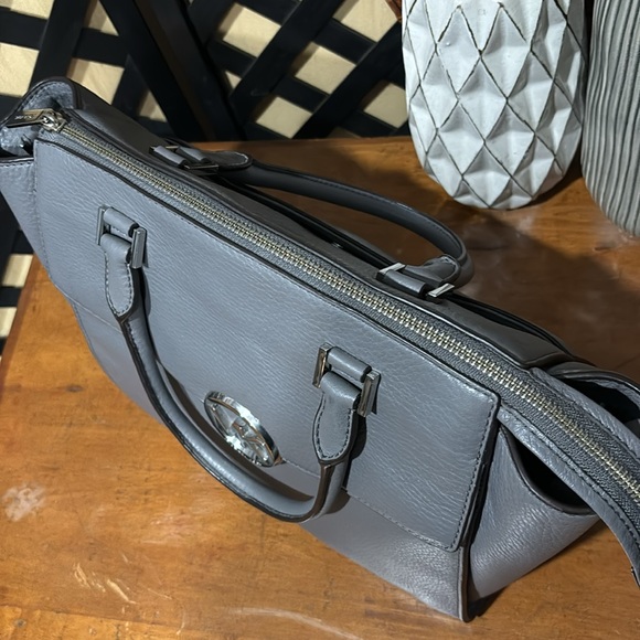 EUC Michael Kors Hudson Large Leather Satchel Crossbody Bag Gray COI Included - Picture 13 of 15